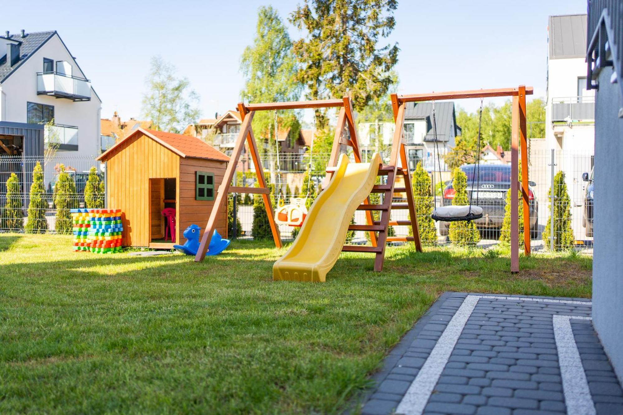 Magnolia Pokoje I Apartamenty Дембки Экстерьер фото