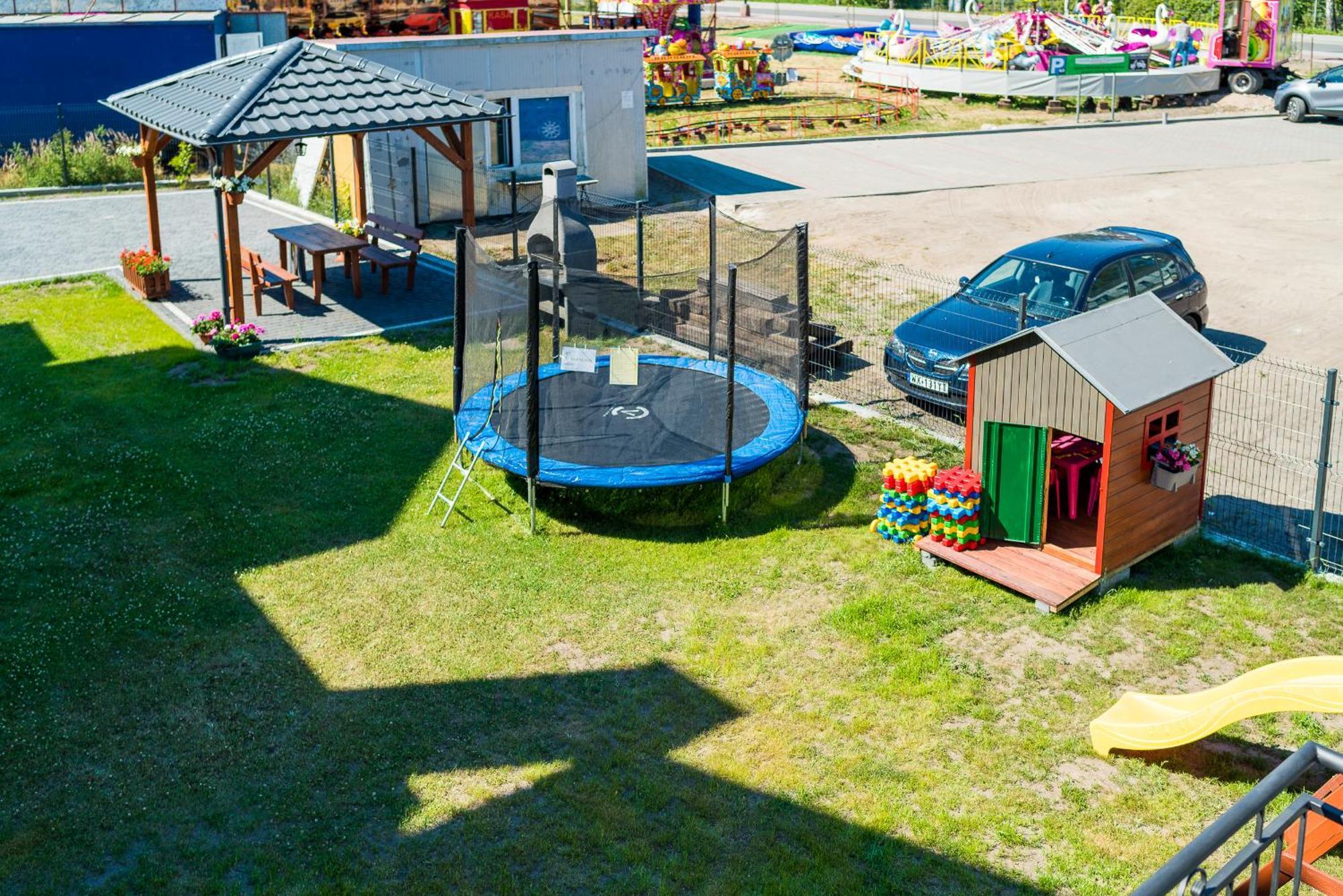 Magnolia Pokoje I Apartamenty Дембки Экстерьер фото